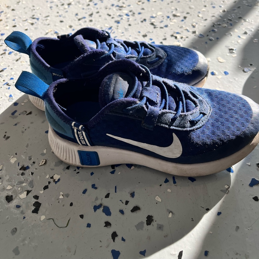 Kids Nike shoes